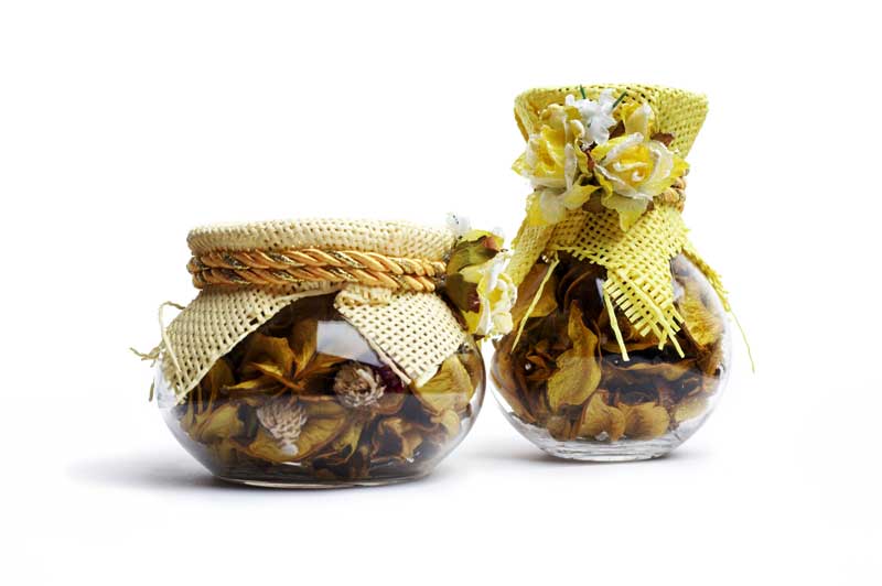 How to Store Loose-Leaf Tea